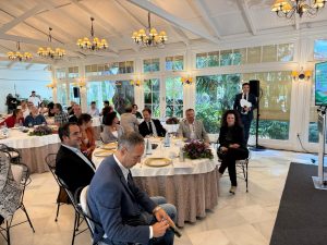 La OTE asiste a la presentación del informe 2025 sobre percepciones de la transición ecológica en Canarias