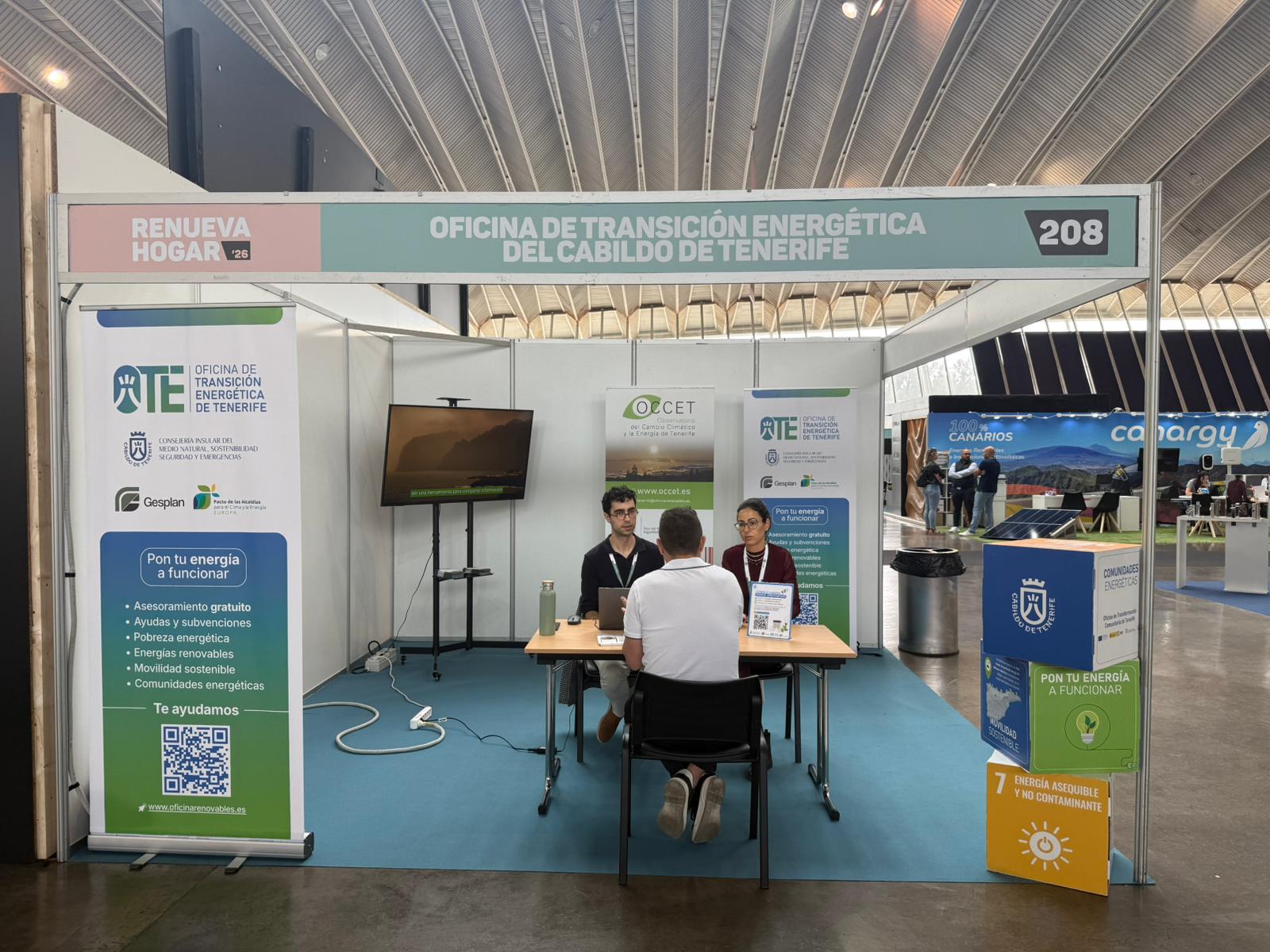 La OTE del Cabildo de Tenerife realiza más de 80 asesoramientos en Renueva Hogar 2026